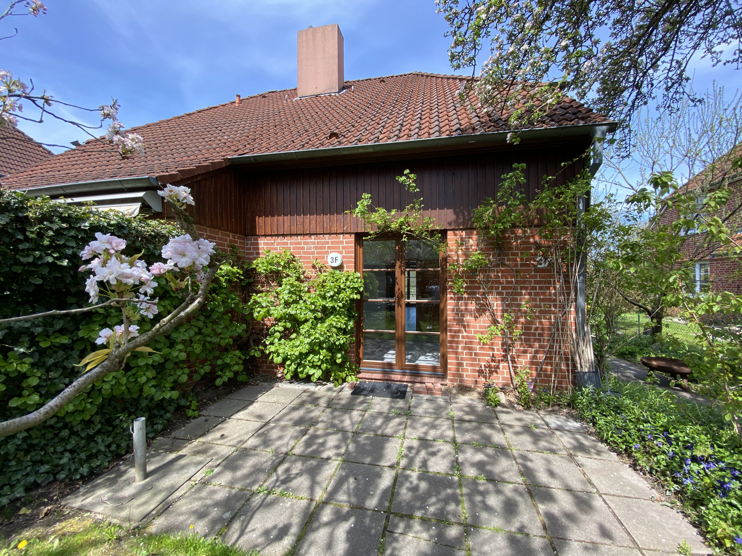 Ansicht Vorgarten