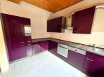 EG - Küche - Endreihenhaus mit Oberteichblick – 42 m² Terrasse und Stellplatz in zentraler Lage