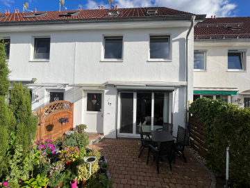 Zentrales Reihenhaus auf 3 Ebenen, 23556 Lübeck, Reihenhaus