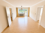 Wohnzimmer - Ruhige 3-Zimmer-Wohnung auf Erbpacht mit Südwestbalkon im Lübecker Musikerviertel
