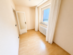 Büro - Ruhige 3-Zimmer-Wohnung auf Erbpacht mit Südwestbalkon im Lübecker Musikerviertel