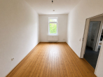 OG Wohnzimmer - Kernsanierte 3-Zi.-2.OG-Wohnung mit Balkon