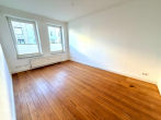 Wohnung EG - Gepflegtes Altbau-Mehrfamilienhaus mit 4 WE, WEG-geteilt, 3/4 Whg. vermietet