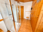 OG Badezimmer - Einfamilienhaus auf Eigenland mit separater Praxis – 182,94 qm Wohn- u. Praxisfläche in Krummesse