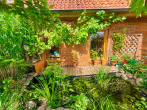 Gartenteich - Einfamilienhaus auf Eigenland mit separater Praxis – 182,94 qm Wohn- u. Praxisfläche in Krummesse