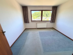 OG Schlafzimmer 1 - Naturnaher Lage von St. Jürgen: Gepflegtes Reihenmittelhaus mit Garage & zwei Räumen als Nutzfläche