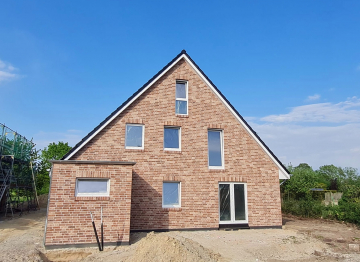 Wohnen im Neubau auf großem Grundstück in ruhiger Naturlage, 23560 Lübeck, Apartment