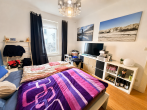 1. OG Schlafzimmer - Gepflegtes Altbau-Mehrfamilienhaus mit 4 WE, WEG-geteilt, 4/4 Whg. vermietet