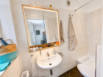 EG Badezimmer - Gepflegtes Altbau-Mehrfamilienhaus mit 4 WE, WEG-geteilt, 4/4 Whg. vermietet