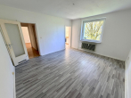 Wohnzimmer - Unvermietete 2-Zimmer-Wohnung in St. Lorenz Nord – ideal zur Eigennutzung oder Kapitalanlage
