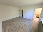 Wohnzimmer - Unvermietete 2-Zimmer-Wohnung in St. Lorenz Nord – ideal zur Eigennutzung oder Kapitalanlage