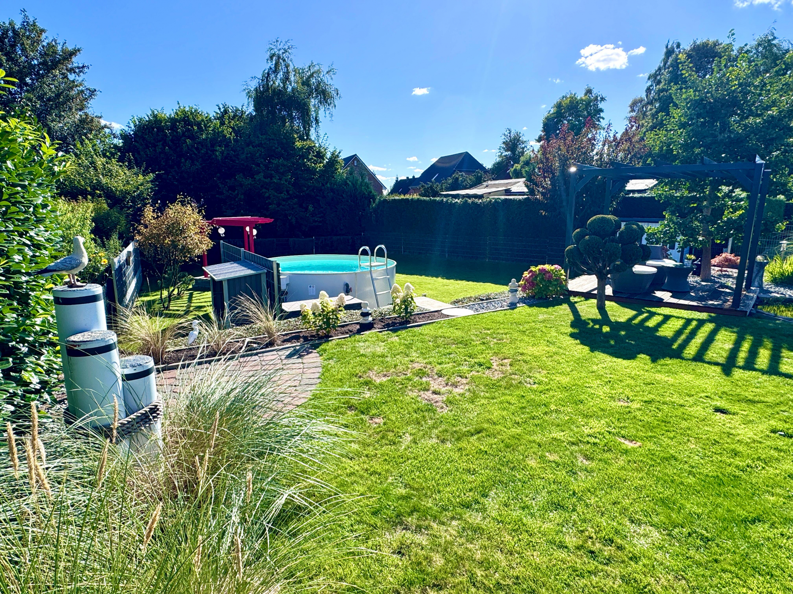Außenansicht - Garten Pool