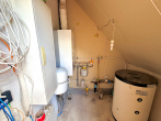 Abstellraum Heizung - Gepflegte Doppelhaushälfte auf Eigenland in Sackgassenlage – Bj. 2003, Garten & Nutzfläche